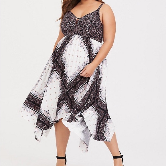 torrid Dresses & Skirts - Torrid Boho Scarf Print Challis Skater Dress Sz.1